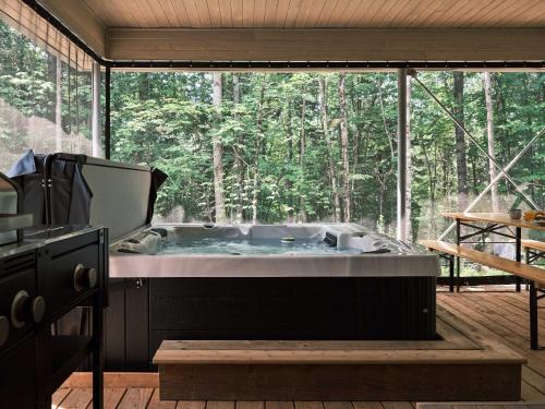 Chalet Nova - Well being and fullness in Chertsey (QC)