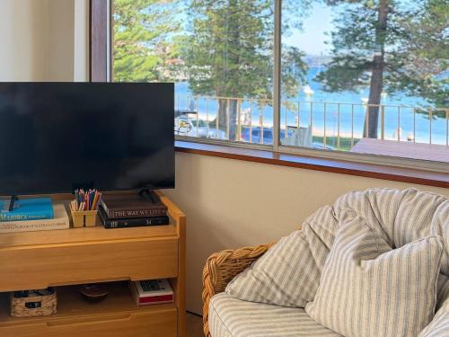 Manly Cove - Beachfront Living by Wharf & Cafés - image 11