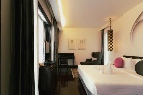 room detail thumbnail 0