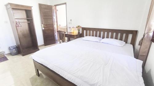 Sehati Homestay Labuan Bajo - Rinca