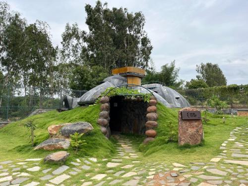 Estella by Sanctity Ferme Stays, Near Bangalore