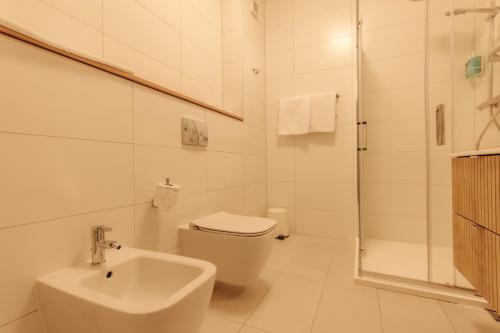 ZEN Central Suites - image 32