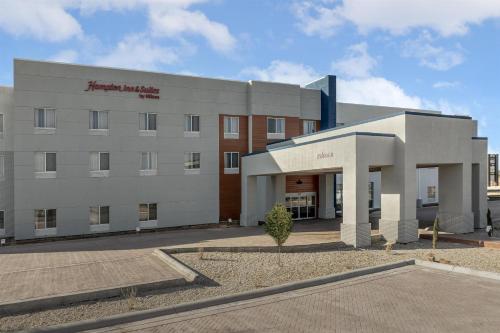 Hampton Inn & Suites Roswell - image 15