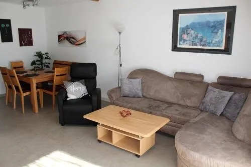 Ferienhaus Nr 75, Kategorie Komfort, Feriendorf Hochbergle, Allgäu in Lechbruck, Deutschland