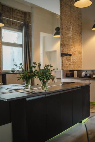 SC 00 LOFT by ROCKCHAIR Apartments l SUPERHOST Status l Unique & Style Loft 230 sqm 2 Floors Tablefootball Tabletennis 3 Bathrooms Boxspringbeds welcomes you!, Berlín (fotografie 3)