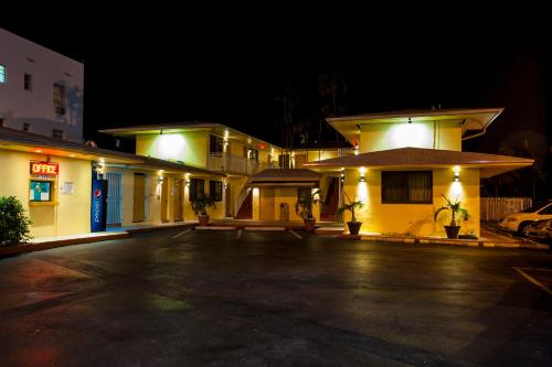 King Motel - Miami – Miami, FL
