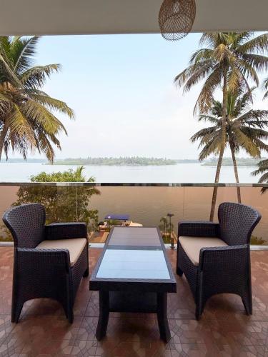 Skats, Bella Vista Extended Stay in Varamballi