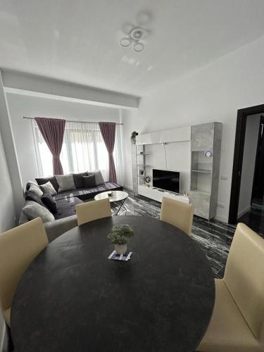 Cozy One-Bedroom Apartments Suceava – khách sạn tại Gan Trung Tam