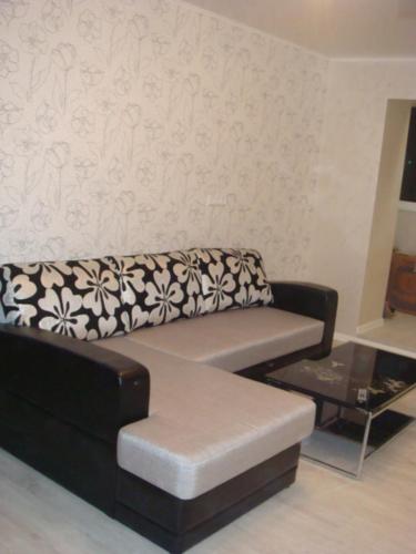 Studio apartment near the bus and train stations – khách sạn tại Lenins'kyi