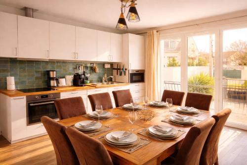 Grande maison près de Paris, jardin, 6 chambres gîte à louer Stains