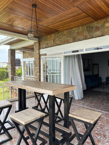 Stone House in Kibuye in Ouest