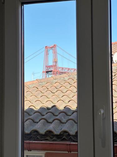Apartment facing the Bizkaia Bridge, Bilbao in 波圖加勒特