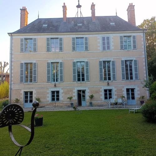 A szálláshely kívülről, Château de la Mothe (Chateau de la Mothe) in Olivet