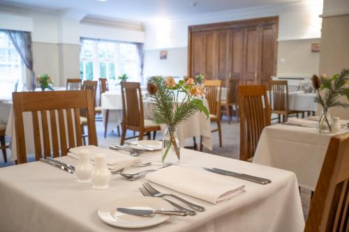 Restaurant, Briery Wood Hotel in Ecclerigg