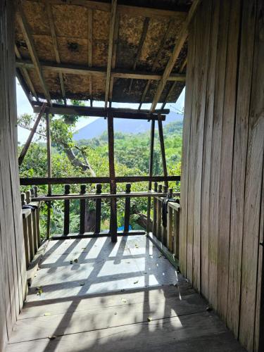 Yasur Backpackers Bungalow & Tree House in Isaka