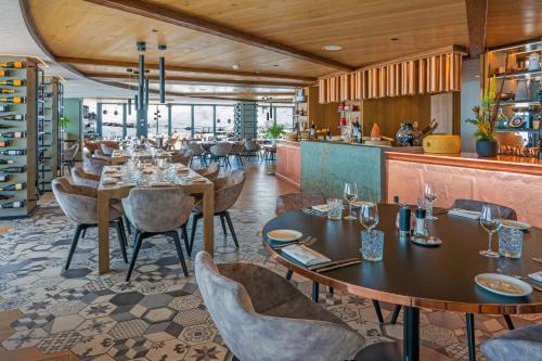 Restaurant, Hotel VoulezVous by Les Etincelles in Tignes