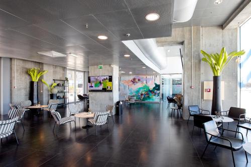 Shared lounge/TV area, Cabinn Metro in Copenhagen