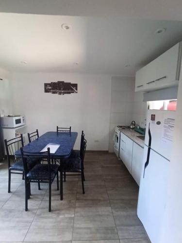 Kitchen, Departamento LODETOTO near Pizzaman