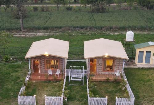 . 2BR farmhouse by IRASA
