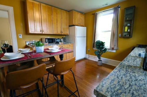 Downtown Princeton Elegance • 3BR • Fast Wi-fi in 普林斯頓市中心