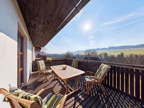 Erkély/terasz, Holiday Home Green Valley Park Stárkov 6 by Interhome (Holiday Home Green Valley Park Starkov 6 by Interhome) in Stárkov