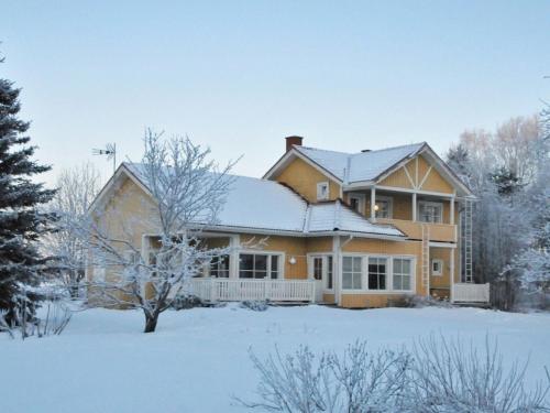 . Holiday Home Grand villa kemijoki by Interhome