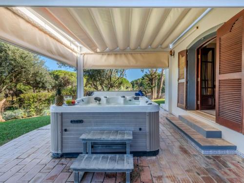 Erkély/terasz, Villa Nara by Interhome in Quarteira