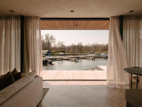 Haven Lake Village in Wijdemeren