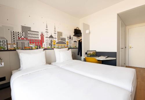 B&B Hotel Basel - Tap to explore photos