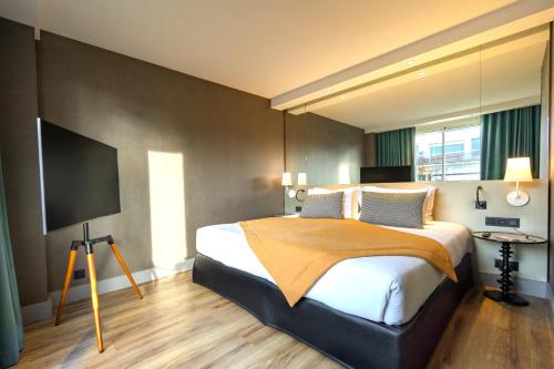 room detail thumbnail 0