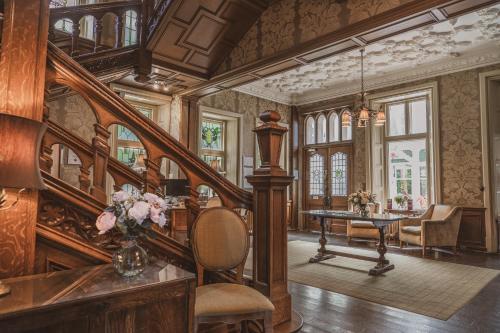Lobby, Merewood Country House Hotel and Restaurant in Ecclerigg