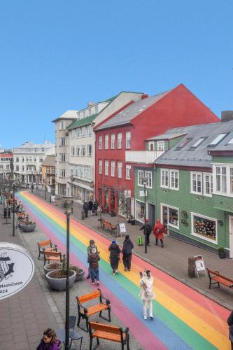 Skolo Rainbow Street Apartments 1