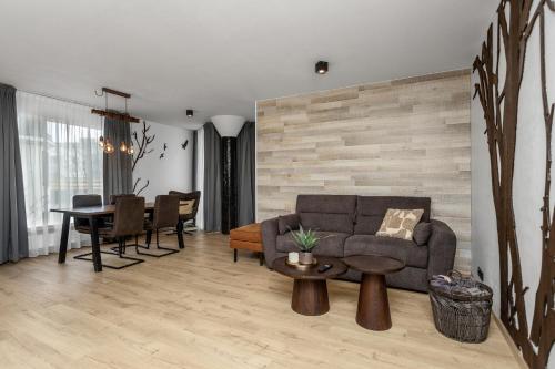 Skolo Rainbow Street Apartments 4