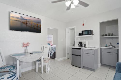 Blind Pass Resort Motel in St Pete Beach, USA