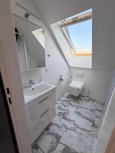 Bathroom, Loft Apartment with Parking in Poruba