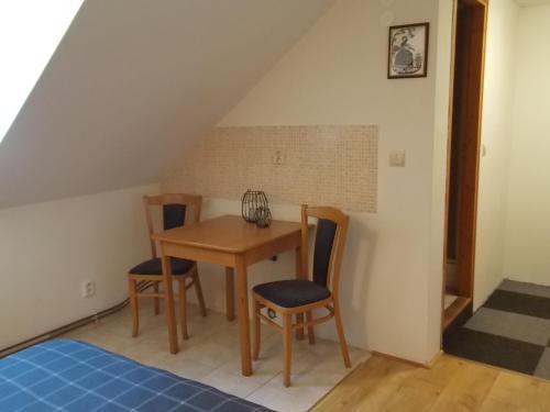 Iekārtas, carpedieme in Horni Brusnice