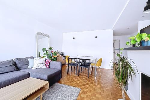 Lovely quiet flat near BnF & Seine - image 2