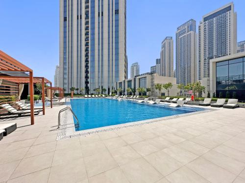Majestic Elegance 2BR In Harbor Gate - Creek - main image