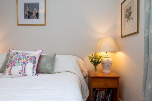 VESTO 2-Bedroom in Fulham - image 2
