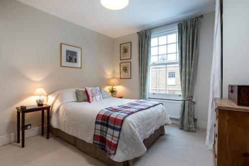 VESTO 2-Bedroom in Fulham - image 7