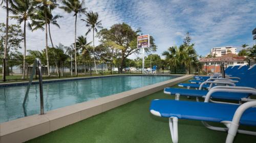 Coral Towers — rental in 255 The Esplanade, Cairns North AU, 4870