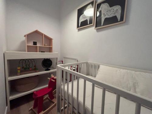 Modern flat near Sagrada Familia ideal for family 3
