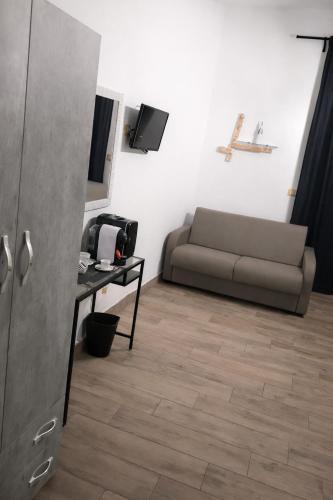 BHome Fashion Suite, Naples (photo 5)
