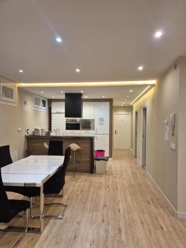 57 HABITACION CENTRAL EN BILBAO con WIFI 2