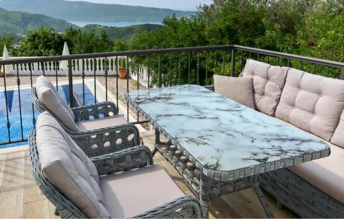 Exterior view, Cozy Home In Herceg Novi in Herceg Novi