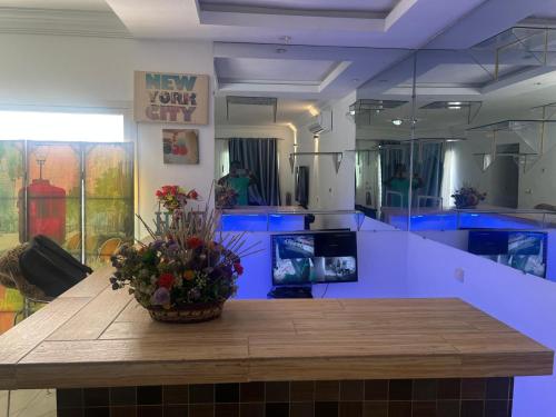 Studio avec Piscine - Cocody Angré Abidjan (Studio avec Piscine - Cocody Angre Abidjan) in อาบิดจัน