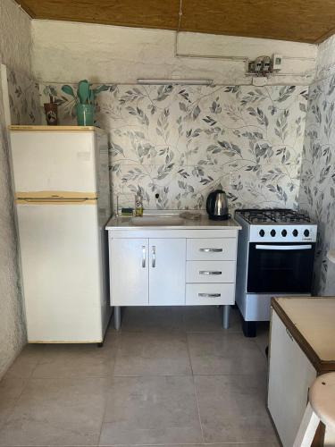 Casita céntrica con salida al mar (Casita centrica con salida al mar) in Agvas Dulčes