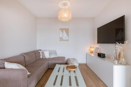Modern Apartment with Balcony Near City Center gîte à louer Mariakerke-Bad