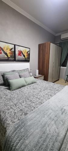 Private room with En-Suite close to Valletta in Pietà