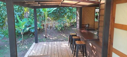 Fare Hinano - Moorea in Vai'are